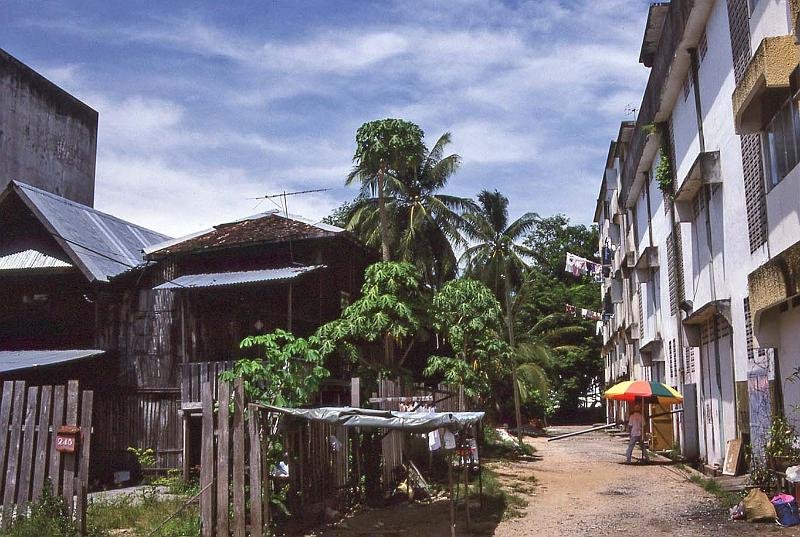 WT 0700 113-34 Malaysia.jpg
